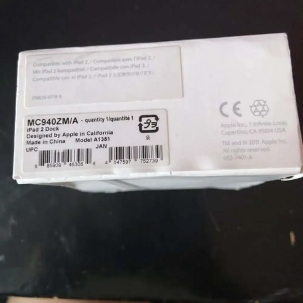 Genuine Apple iPad 1/2/3 Dock A1381 Charger Cradle Docking Base MC940ZM/A